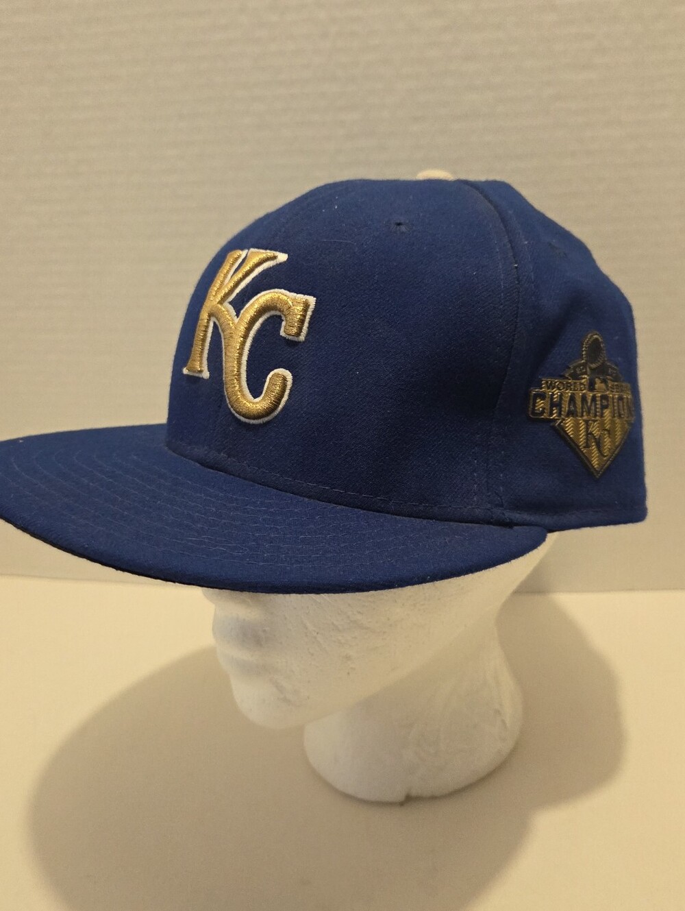New Era 95 Fifty KC Royals World Series Champions On Field Fitted Ball Cap 7.5